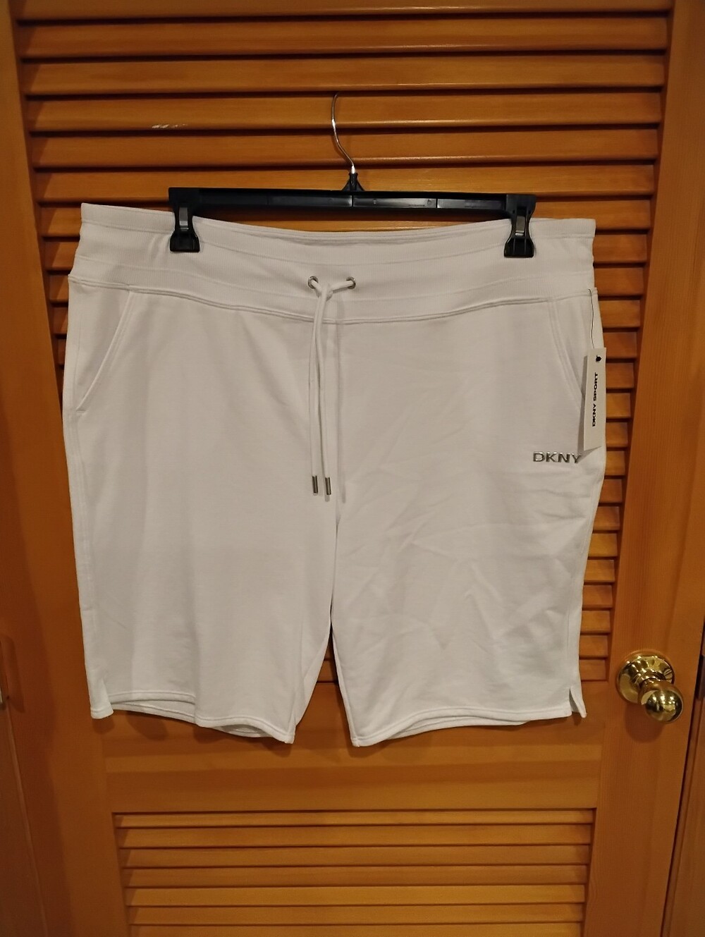 NWT DKNY Sport White Shorts XL
